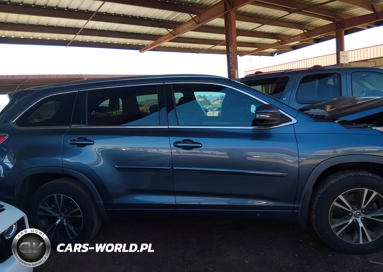 2016 Toyota Highlander Xle V6 VIN:5TDKKRFH6GS121501 - 13