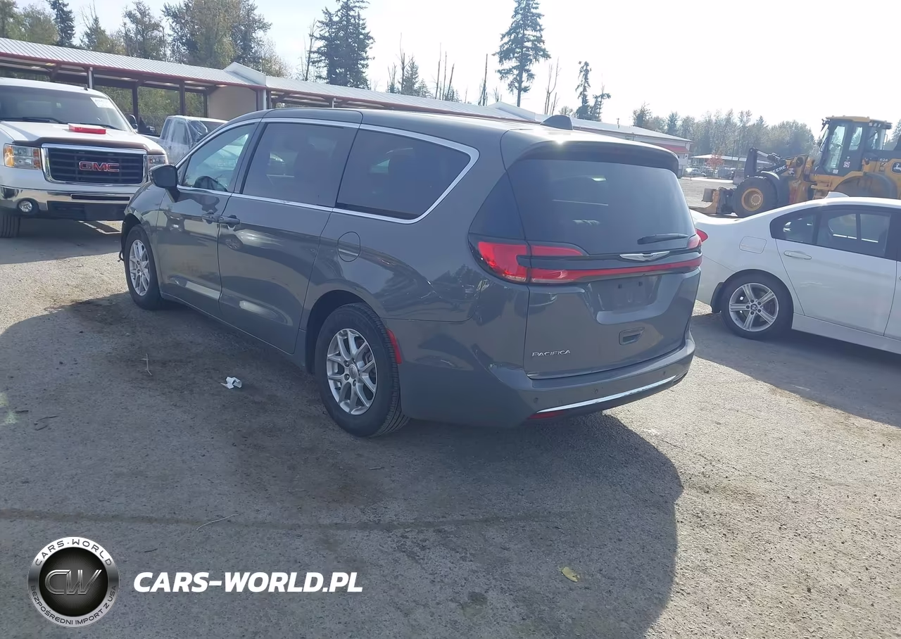 2025 Chrysler Pacifica Select VIN:2C4RC1BGXSR553598 - 3