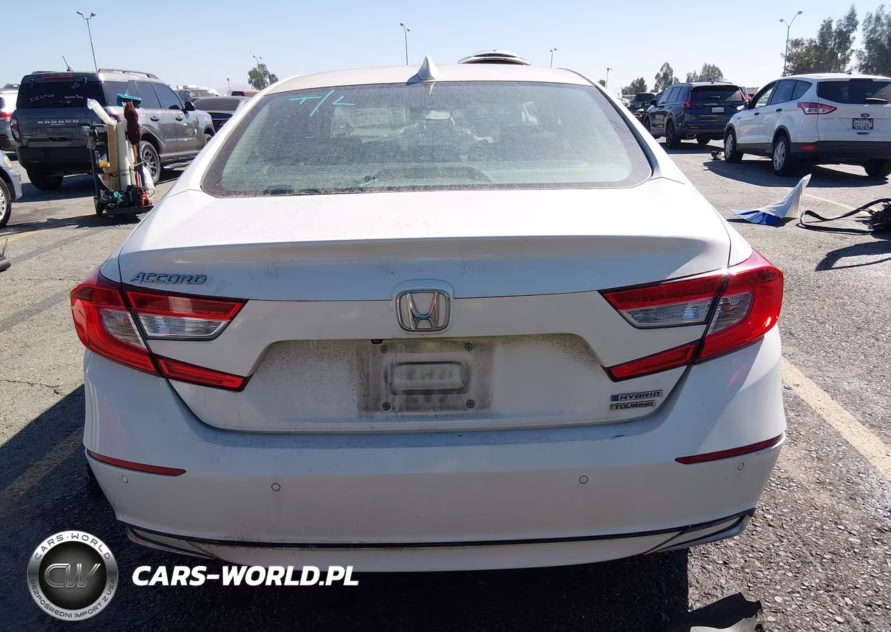 2020 Honda Accord Hybrid Touring VIN:1HGCV3F92LA010485 - 17
