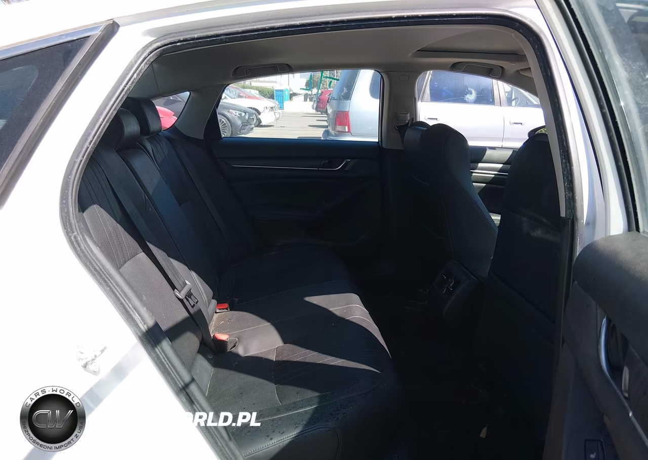 2020 Honda Accord Hybrid Touring VIN:1HGCV3F92LA010485 - 8