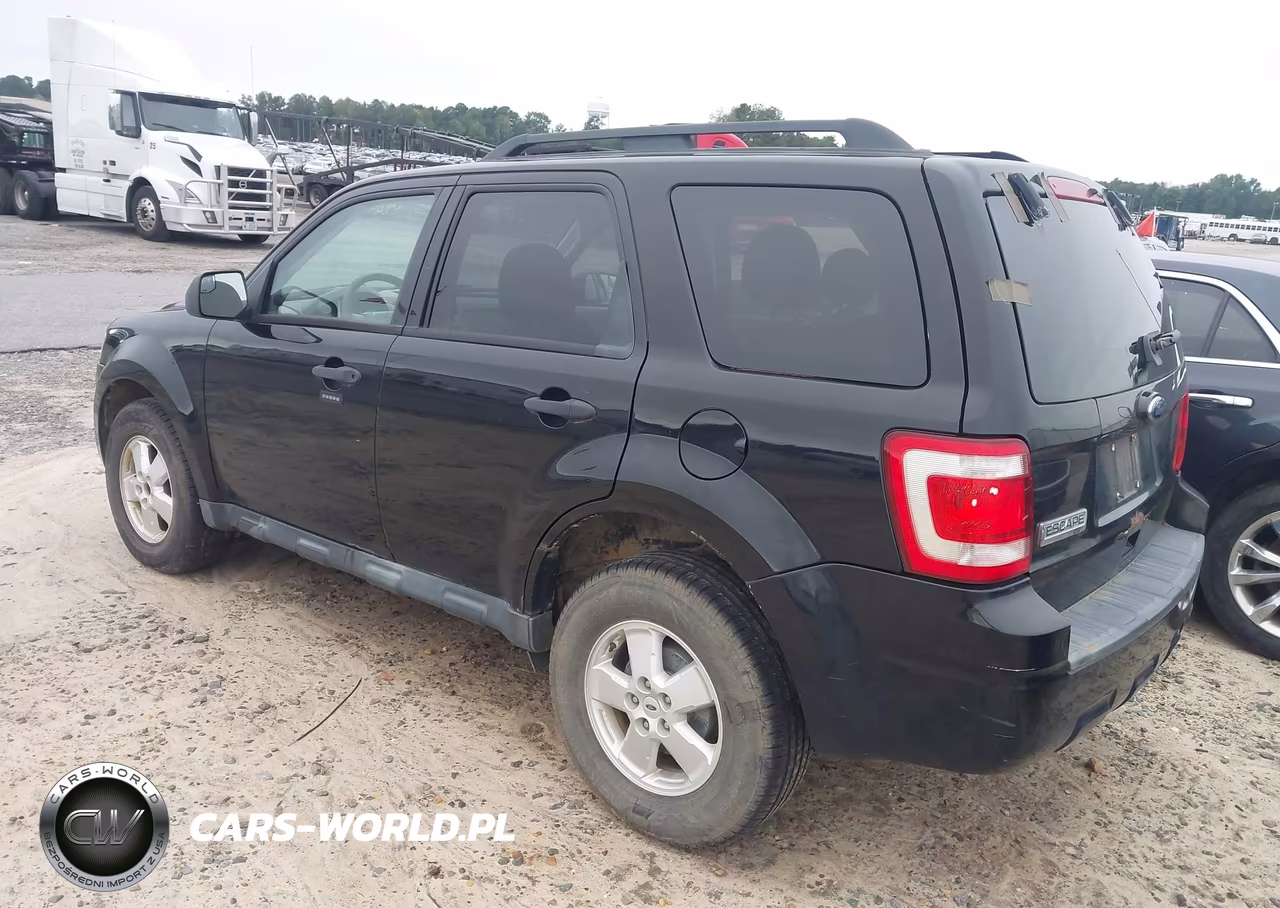 2010 Ford Escape Xlt VIN:1FMCU9D72AKA34066 - 3