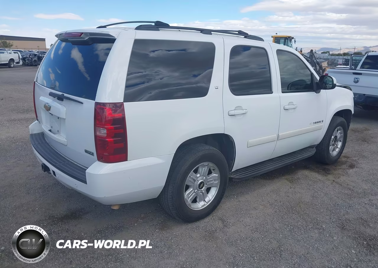 2009 Chevrolet Tahoe Lt1 VIN:1GNEC23329R168625 - 4