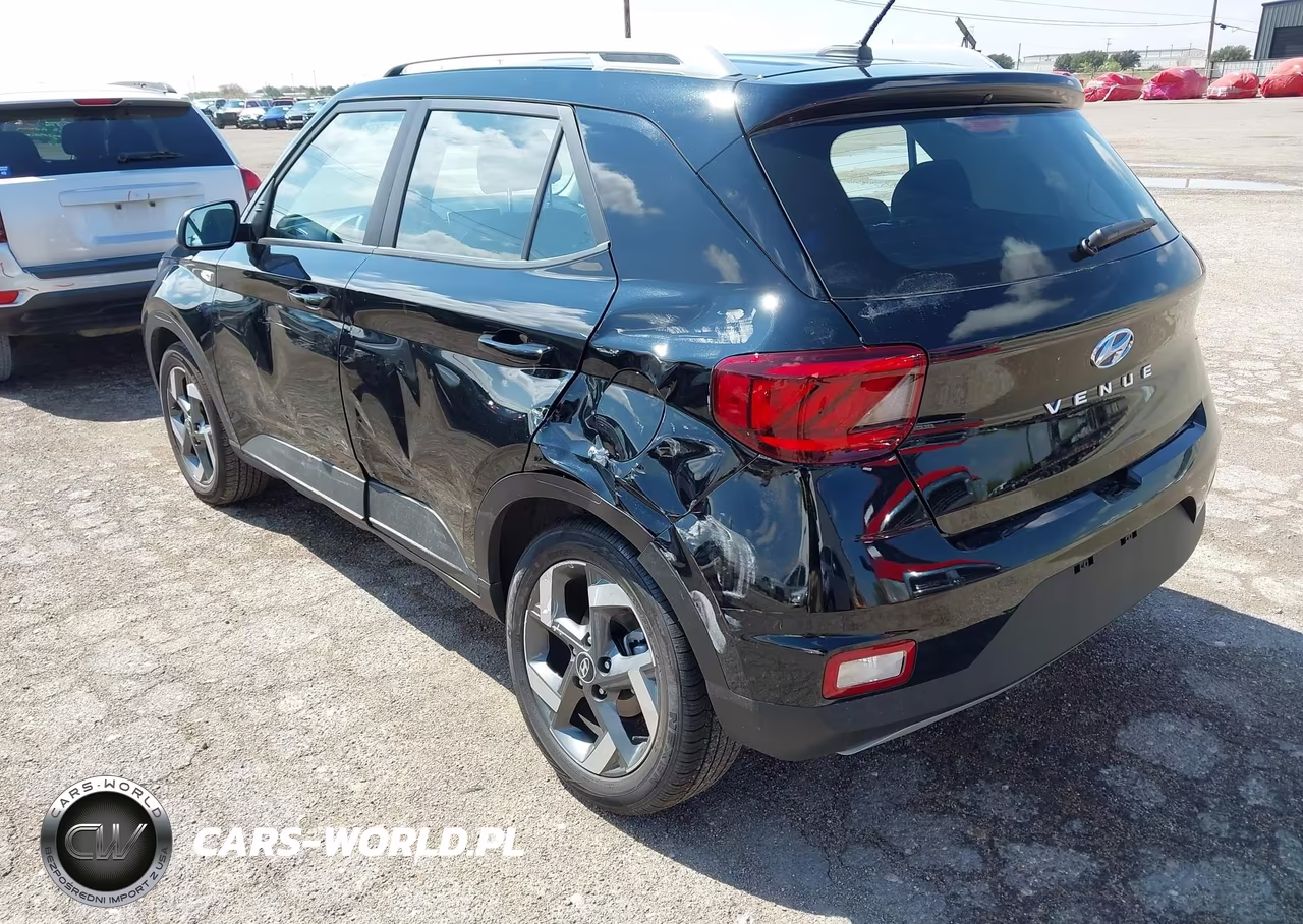 2026 Hyundai Venue Sel VIN:KMHRC8A37TU485462 - 3