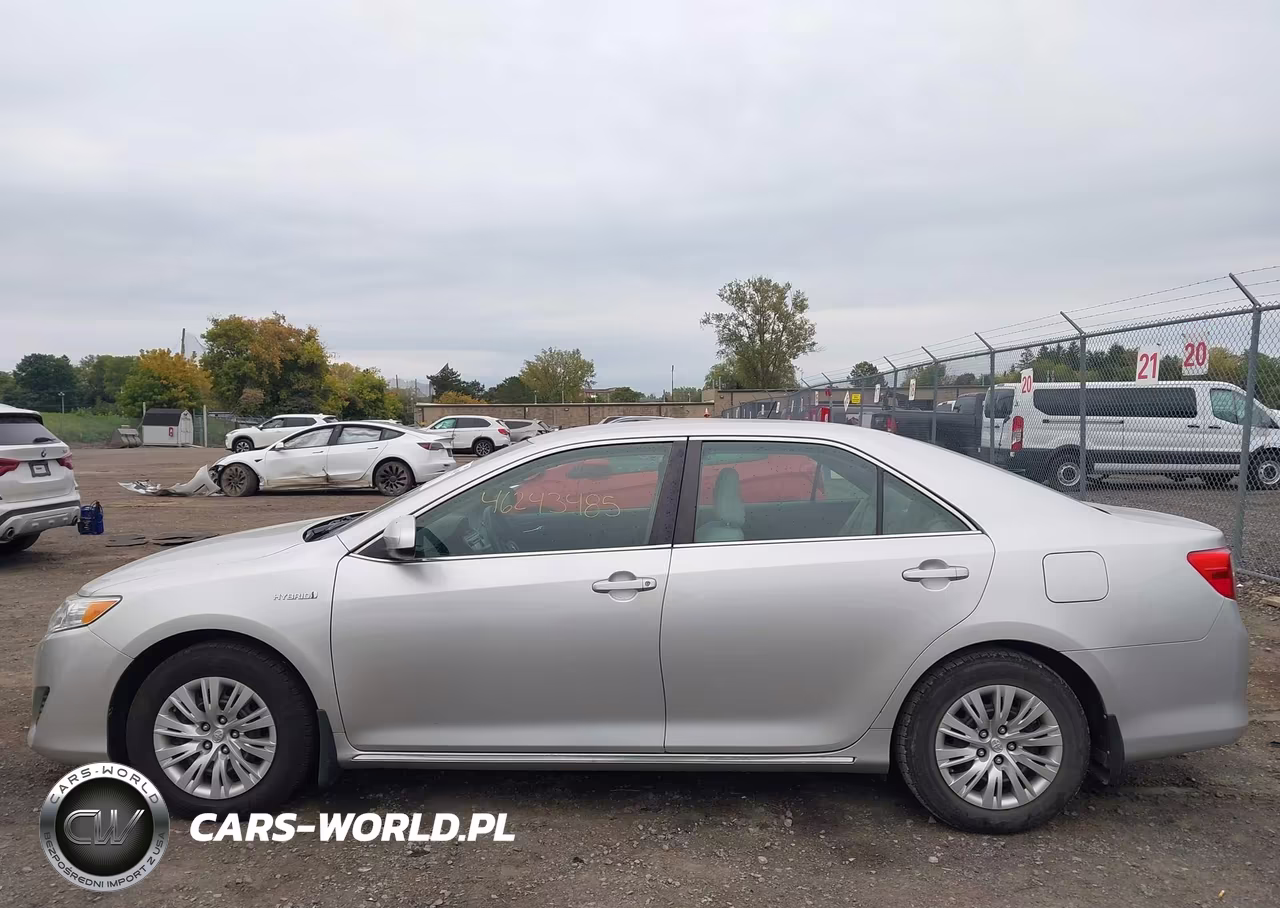 2014 Toyota Camry Hybrid Le VIN:4T1BD1FKXEU116281 - 14