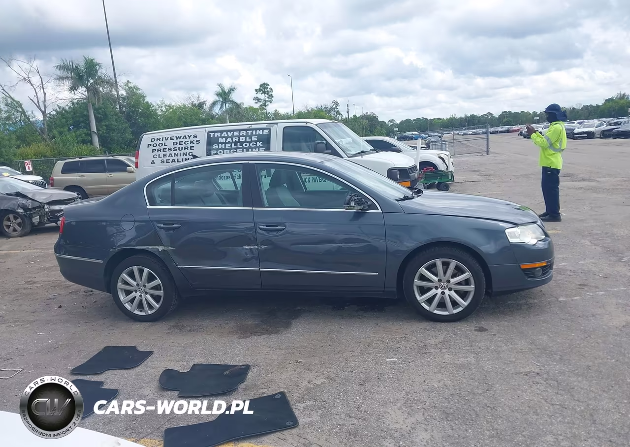 2010 Volkswagen Passat Komfort VIN:WVWJK7ANXAE129580 - 13