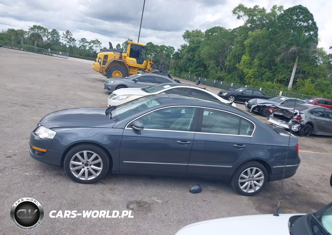 2010 Volkswagen Passat Komfort VIN:WVWJK7ANXAE129580 - 14