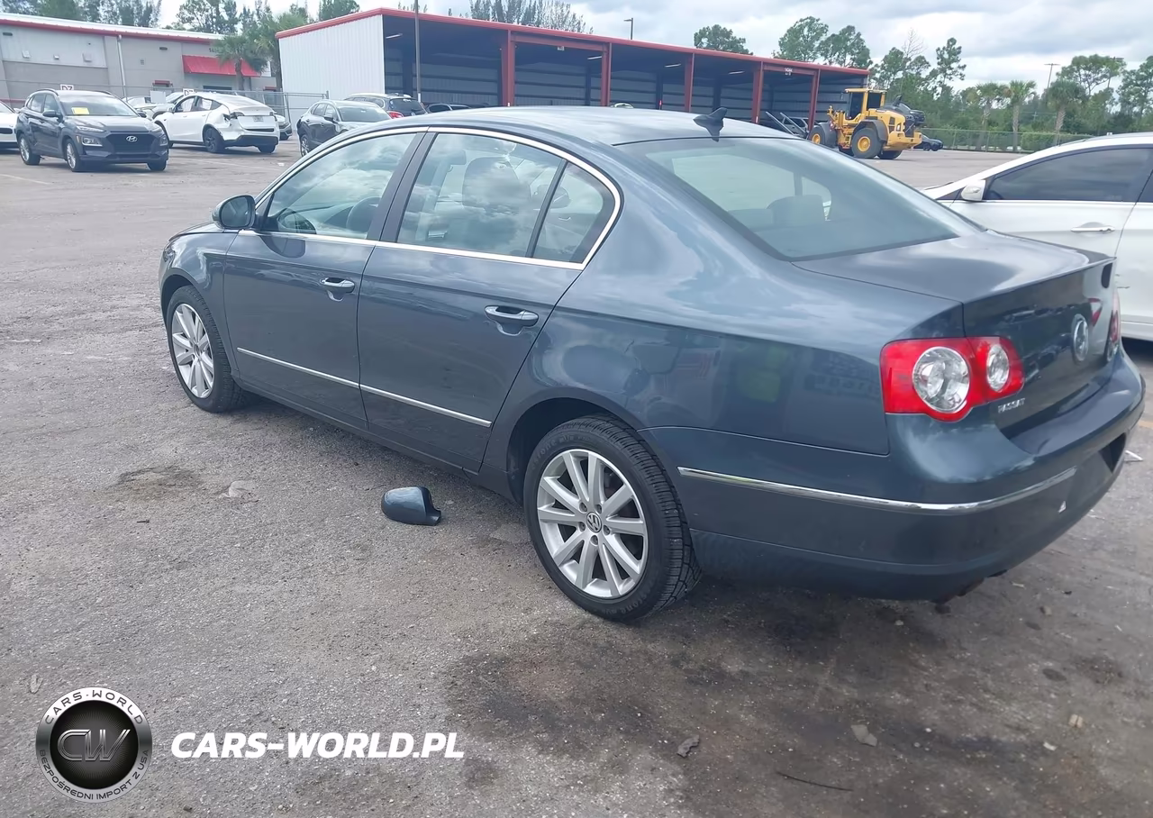 2010 Volkswagen Passat Komfort VIN:WVWJK7ANXAE129580 - 3
