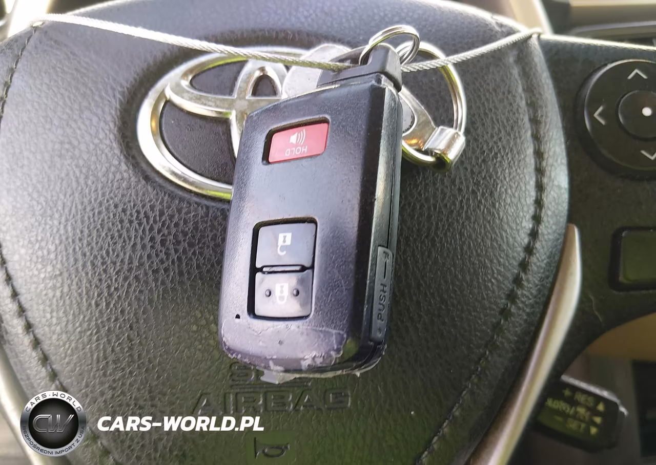 2018 Toyota Rav4 Xle VIN:JTMRFREV5JD257633 - 11