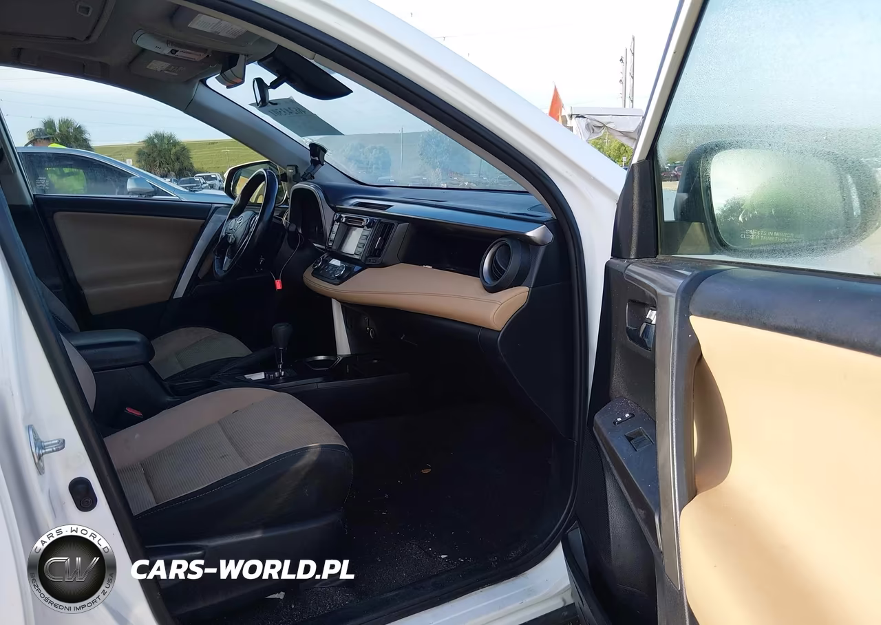 2018 Toyota Rav4 Xle VIN:JTMRFREV5JD257633 - 5