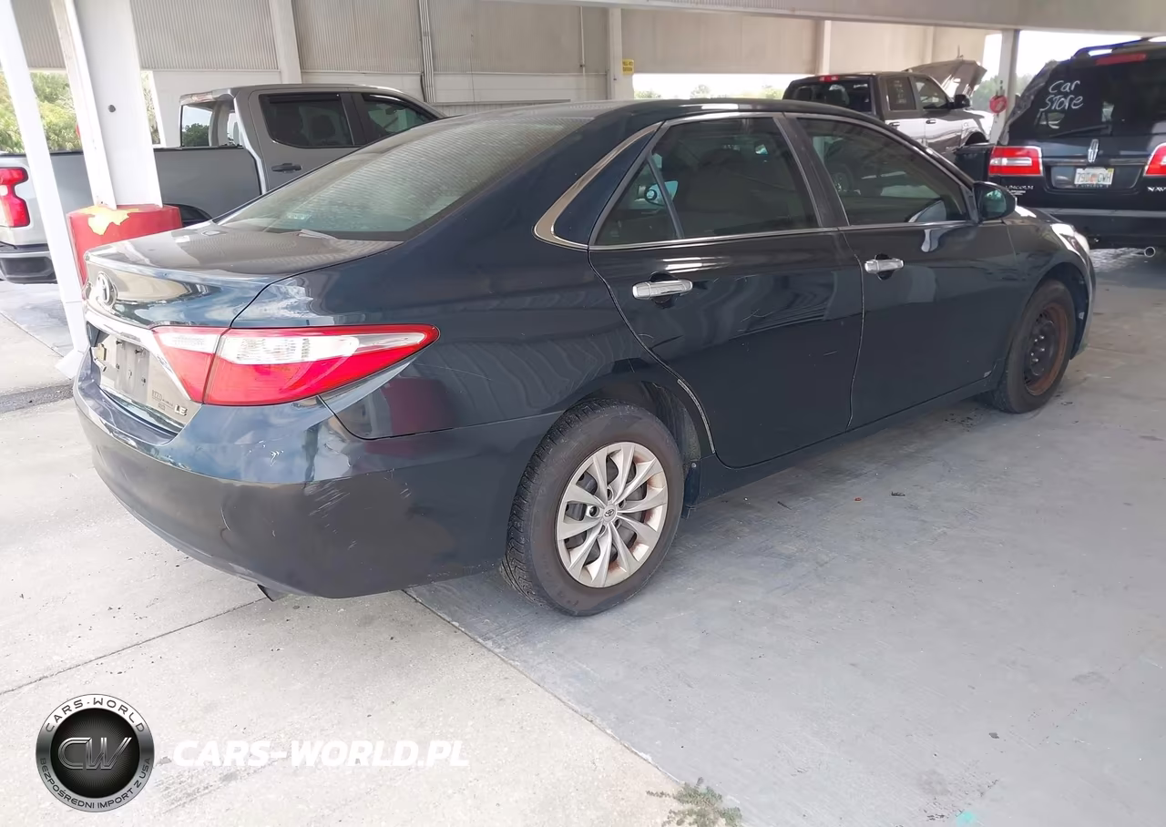 2015 Toyota Camry Le VIN:4T1BF1FK1FU488409 - 4