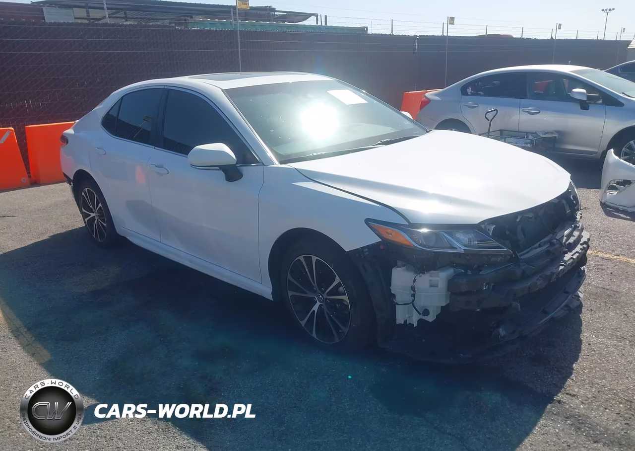 2018 Toyota Camry Se – zdjęcie 1 z 19