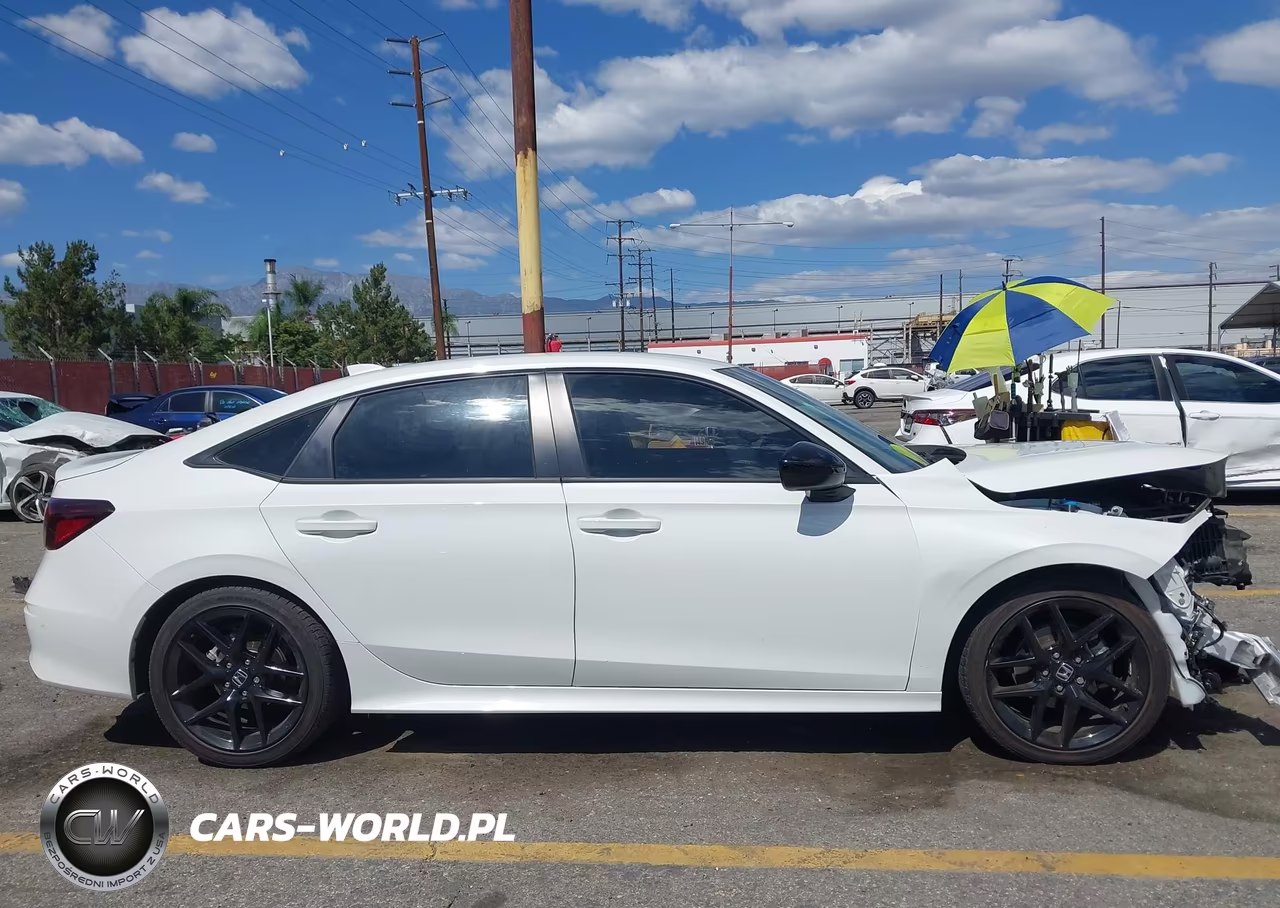 2025 Honda Civic Sport VIN:2HGFE2F58SH547060 - 14
