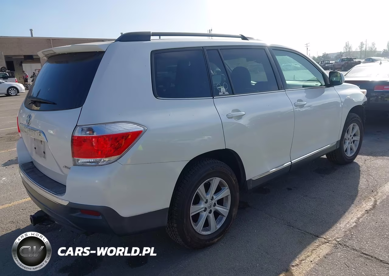 2013 Toyota Highlander Se V6 VIN:5TDBK3EH0DS219014 - 4