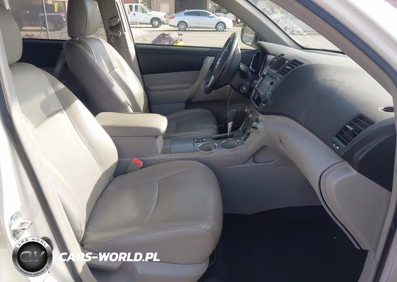 2013 Toyota Highlander Se V6 VIN:5TDBK3EH0DS219014 - 5