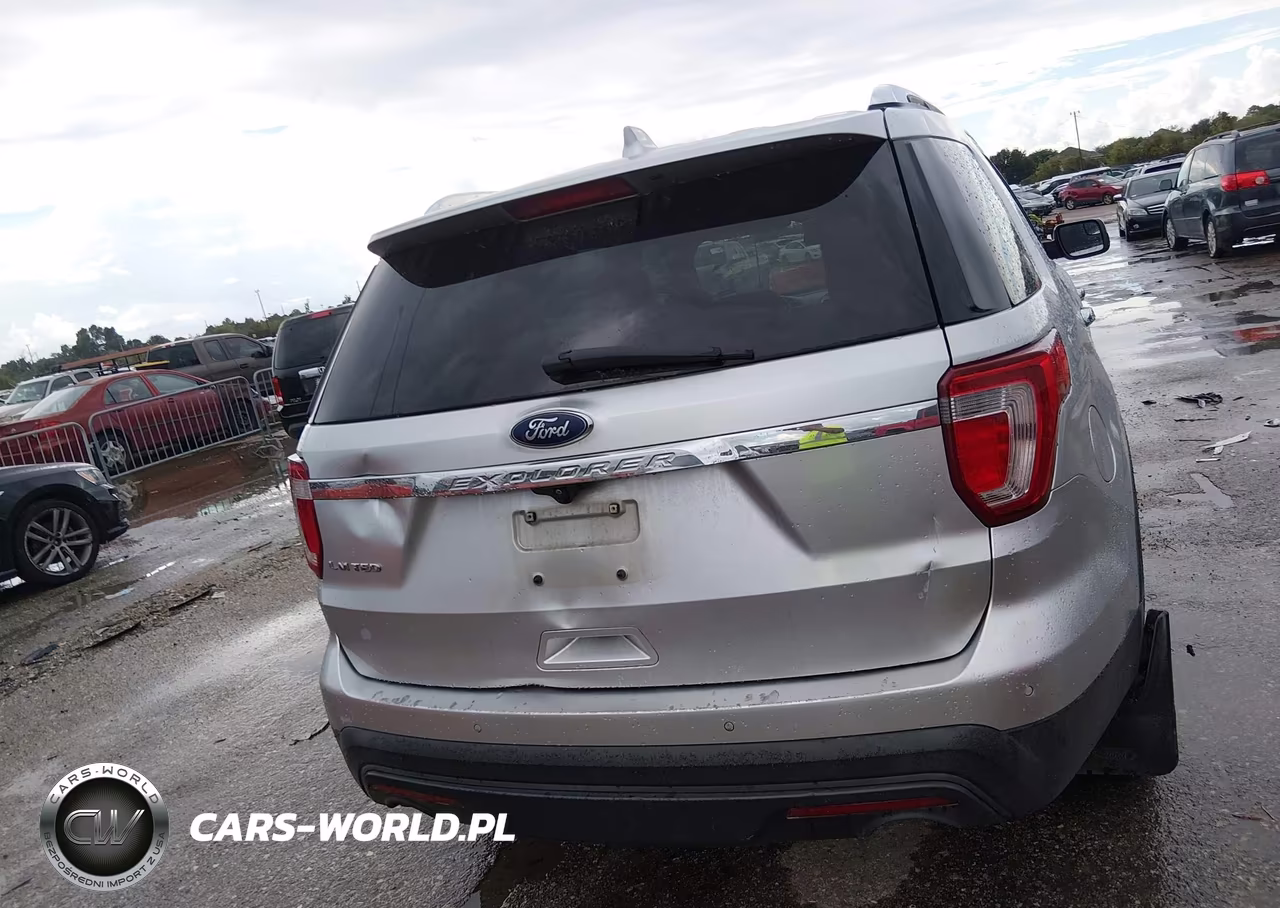 2017 Ford Explorer Limited VIN:1FM5K7F82HGB82207 - 16