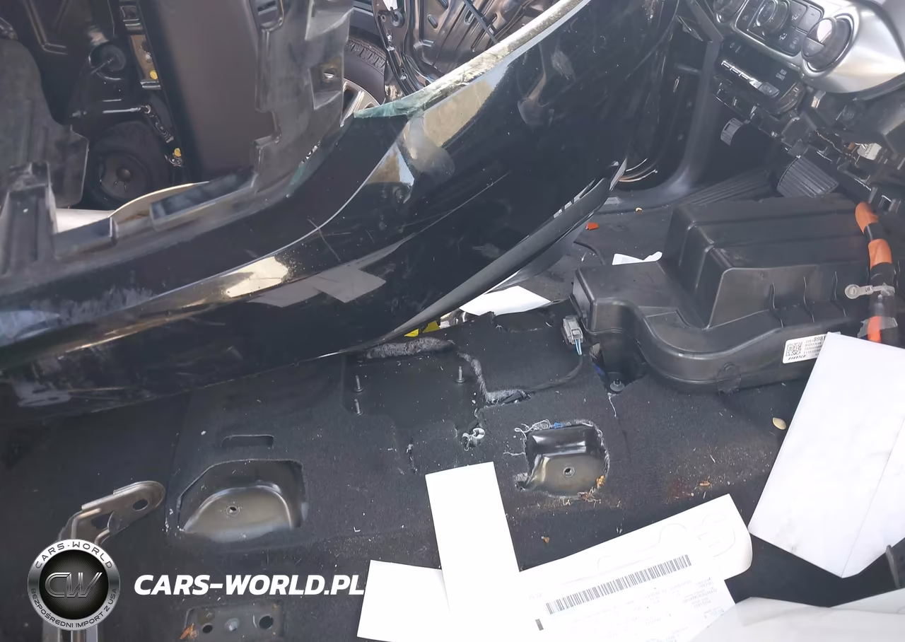 2020 Chevrolet Suburban 4Wd Lt VIN:1GNSKHKC8LR238422 - 18