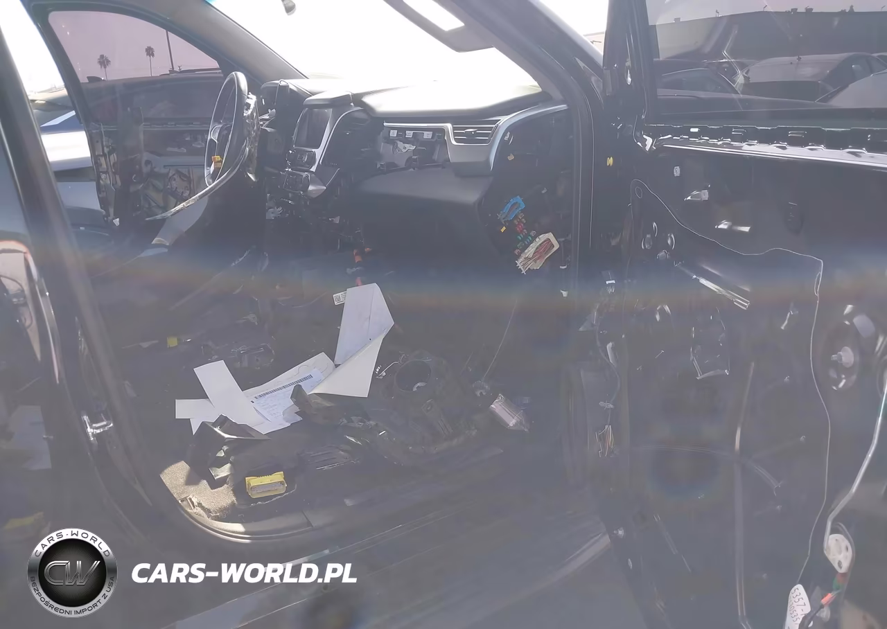 2020 Chevrolet Suburban 4Wd Lt VIN:1GNSKHKC8LR238422 - 19
