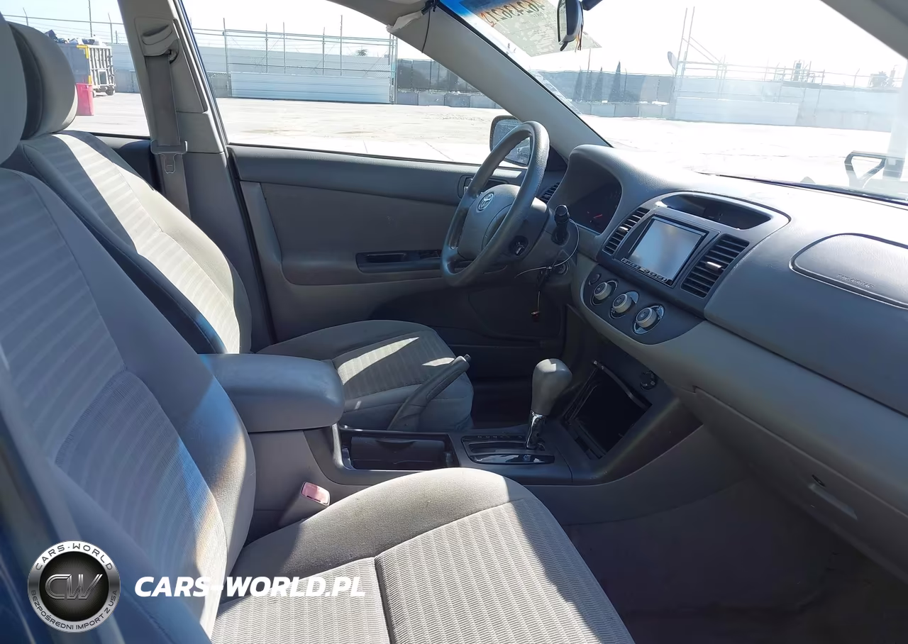 2005 Toyota Camry Le VIN:4T1BE32K55U067036 - 5