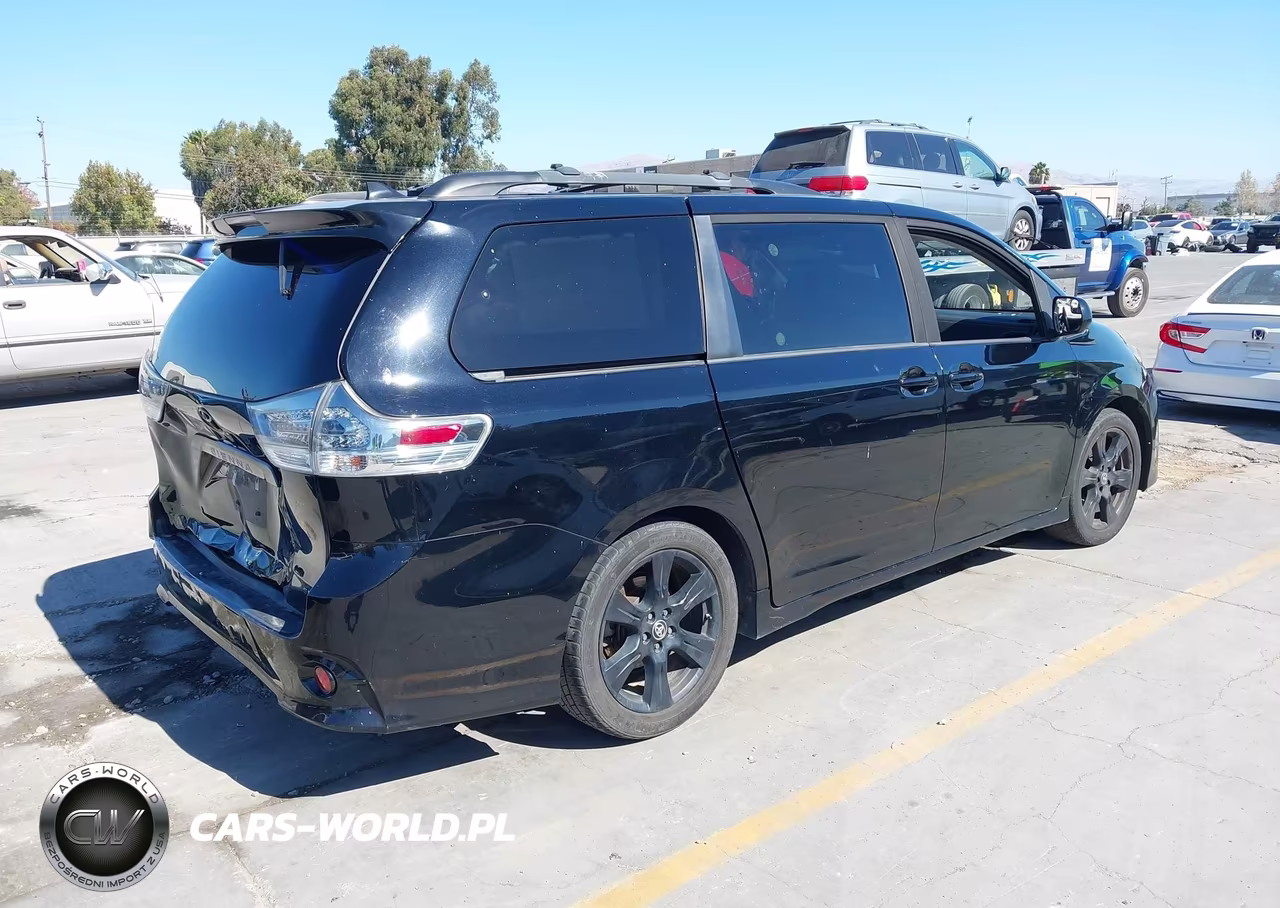 2020 Toyota Sienna Se VIN:5TDXZ3DC4LS080270 - 4