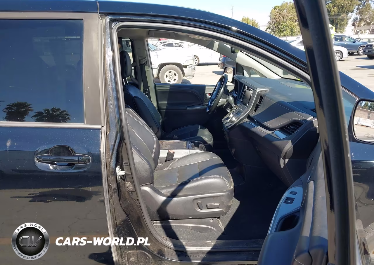 2020 Toyota Sienna Se VIN:5TDXZ3DC4LS080270 - 5