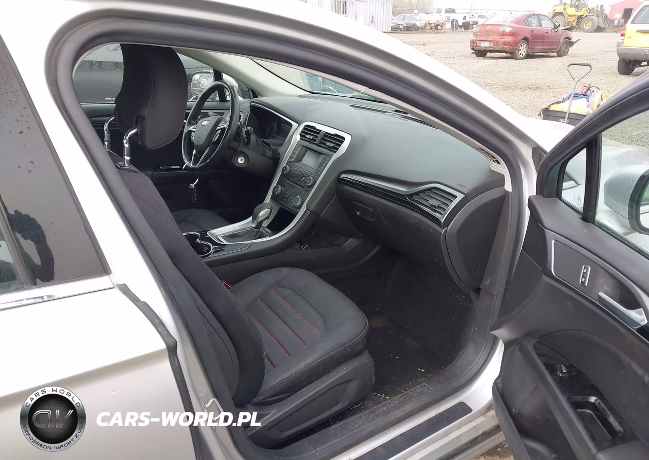 2014 Ford Fusion Se VIN:3FA6P0H91ER177629 - 5
