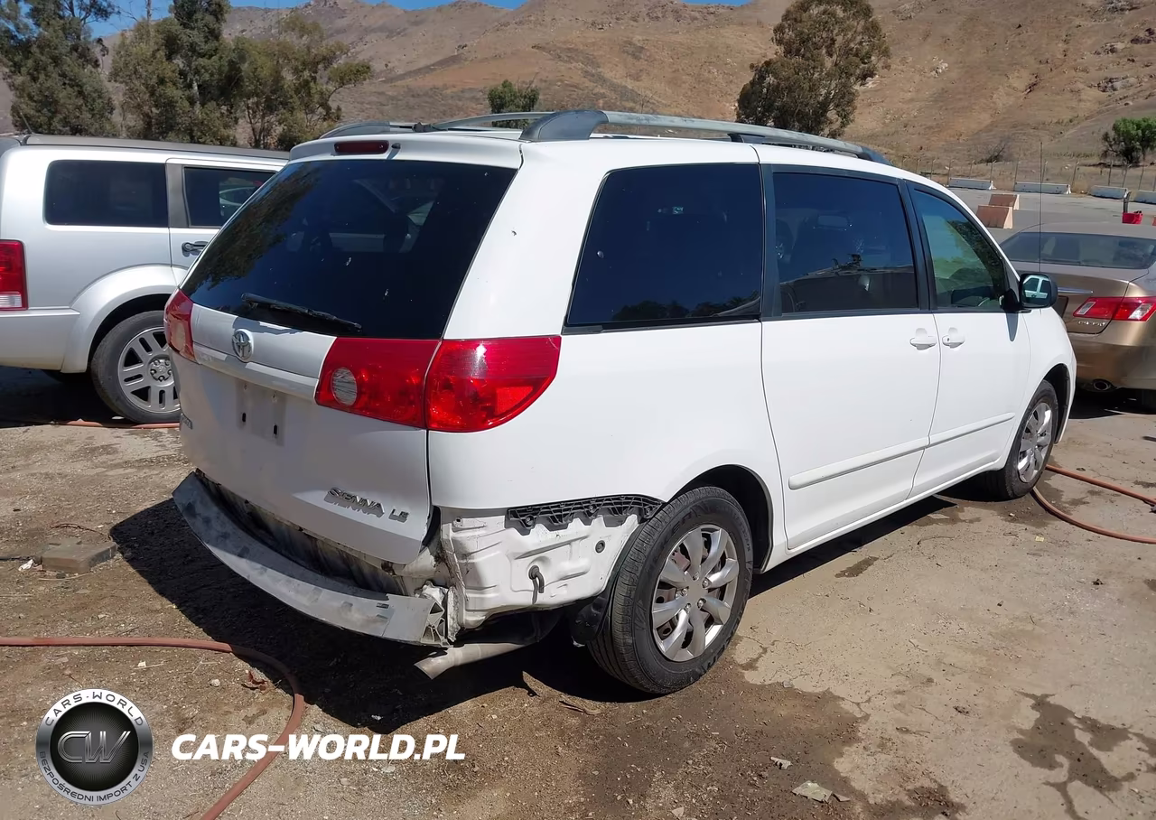 2006 Toyota Sienna Le VIN:5TDZA23C96S447695 - 4