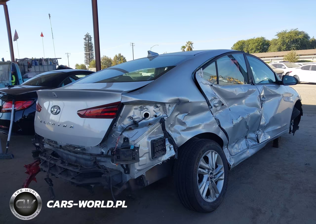 2019 Hyundai Elantra Sel VIN:KMHD84LF6KU731119 - 4