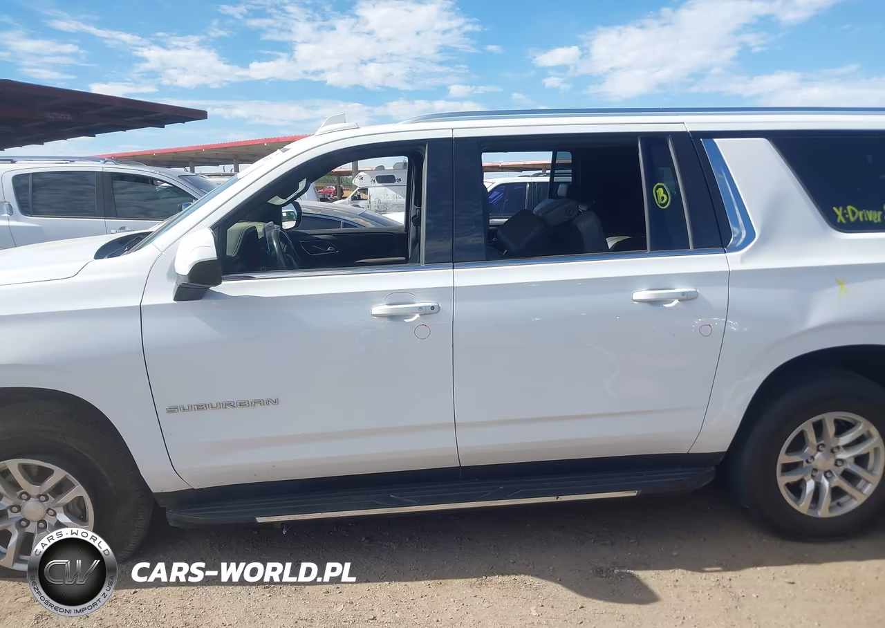 2022 Chevrolet Suburban 2Wd Lt VIN:1GNSCCKDXNR249742 - 13