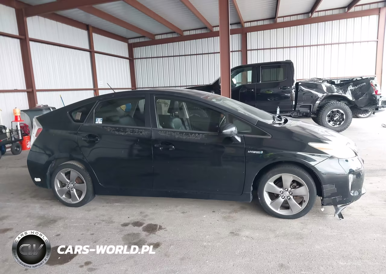 2013 Toyota Prius Three Se VIN:JTDKN3DU6D5618781 - 13