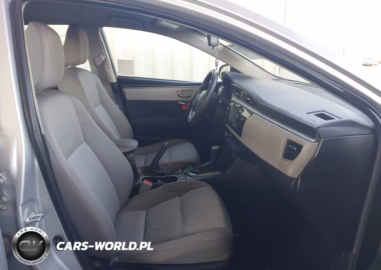 2016 Toyota Corolla Le VIN:5YFBURHE3GP408610 - 5