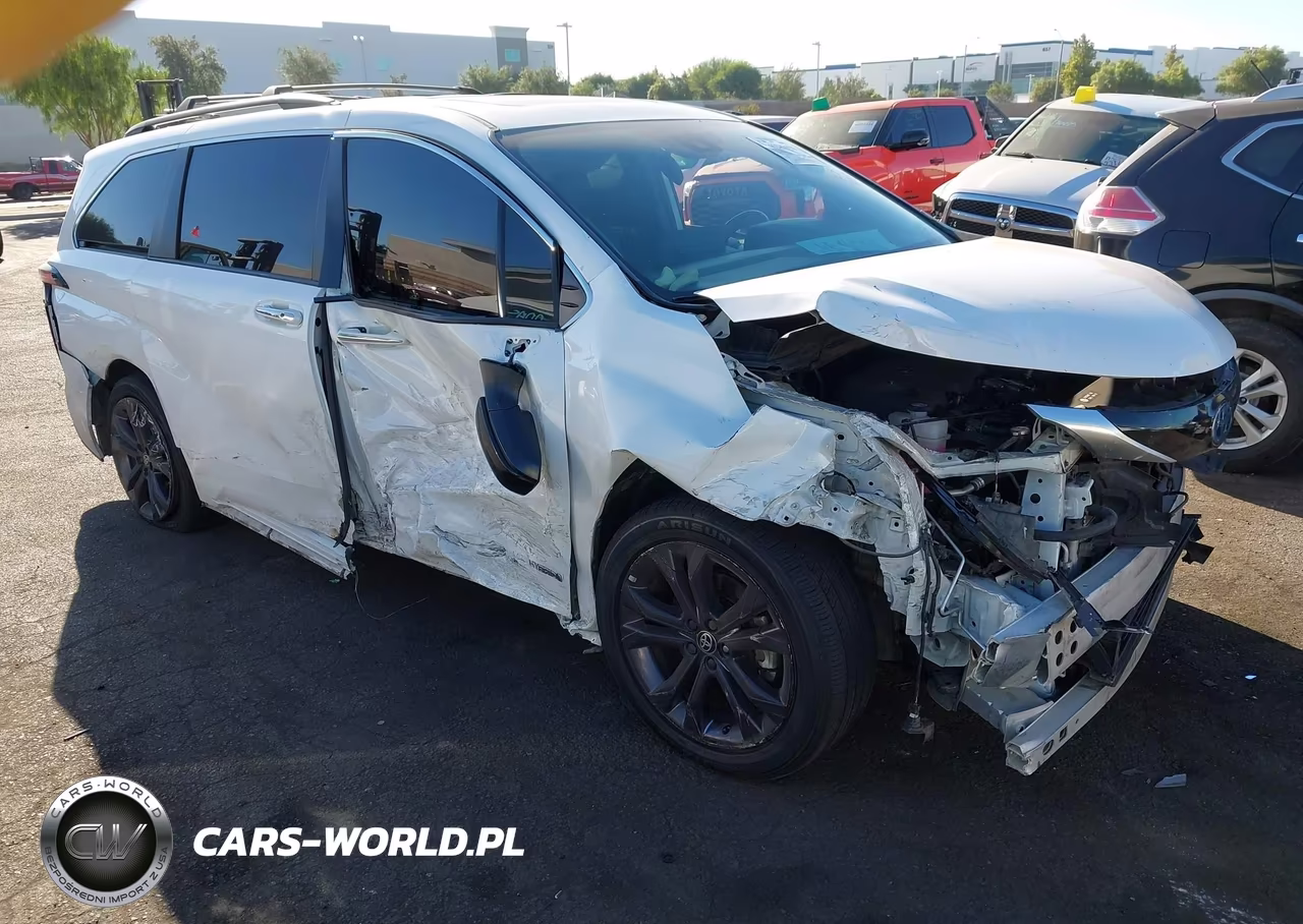2021 Toyota Sienna Xse