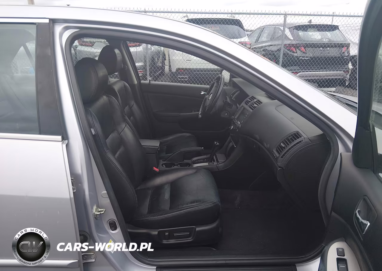 2004 Honda Accord 3.0 Ex VIN:1HGCM66804A003256 - 5