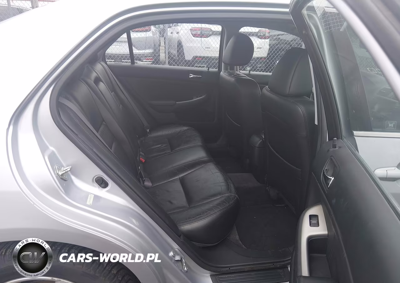 2004 Honda Accord 3.0 Ex VIN:1HGCM66804A003256 - 8