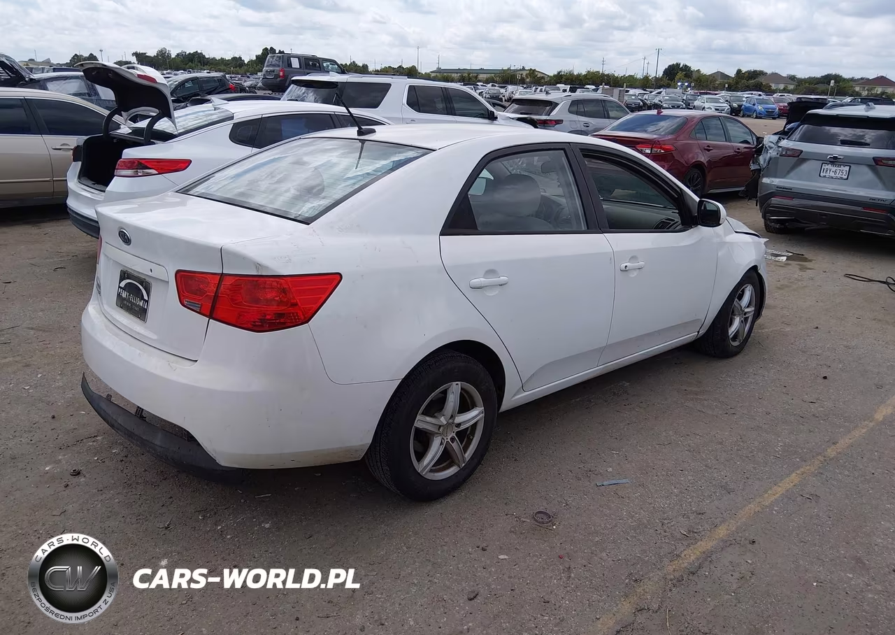 2011 Kia Forte Lx VIN:KNAFT4A23B5434408 - 4