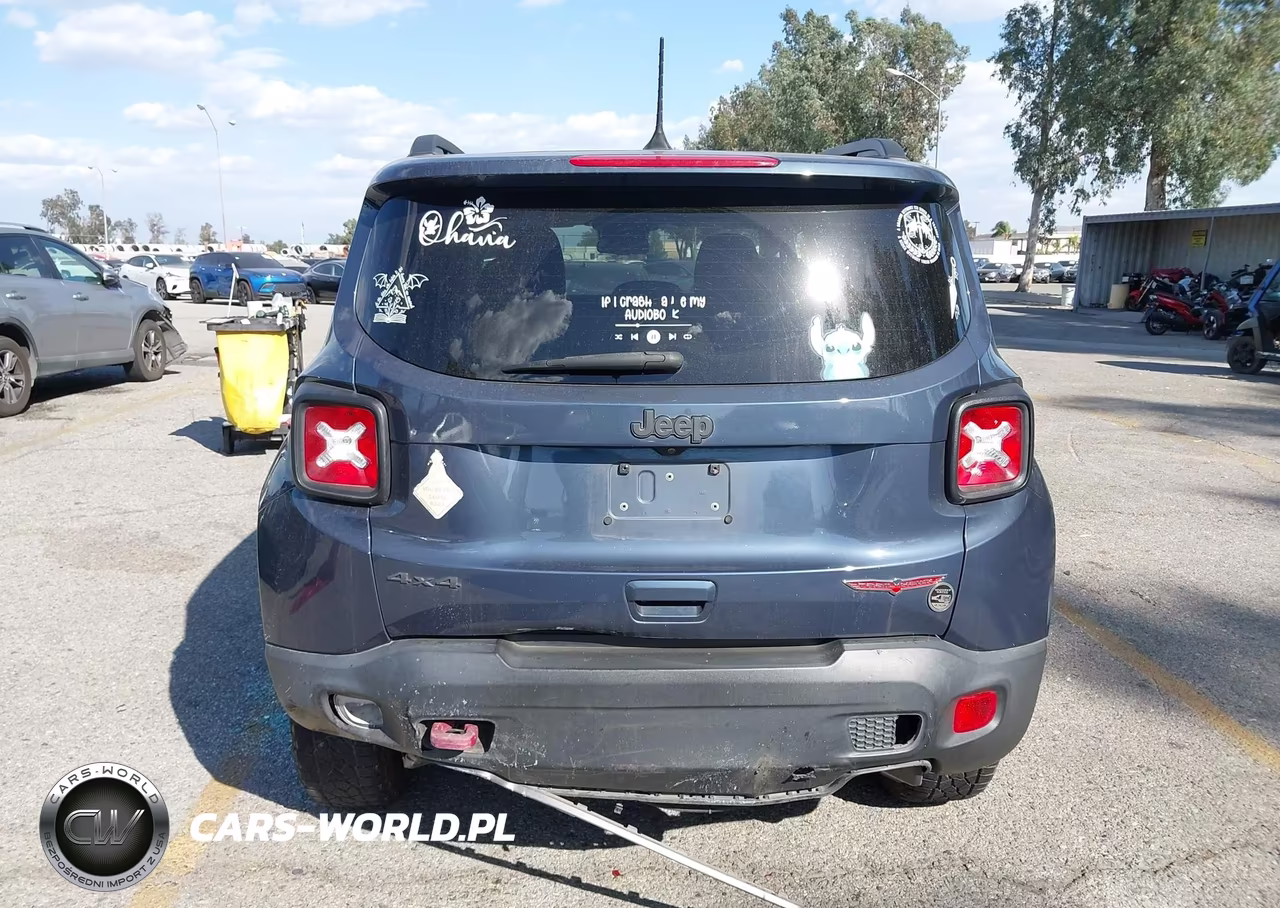 2021 Jeep Renegade Trailhawk 4X4 VIN:ZACNJDC12MPN25900 - 16