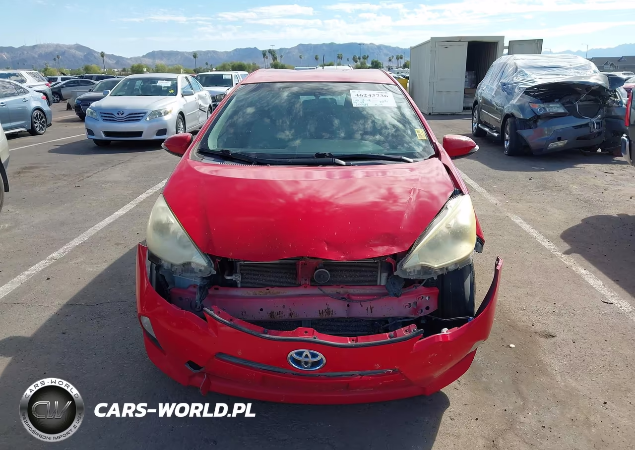 2013 Toyota Prius C One VIN:JTDKDTB35D1552972 - 12