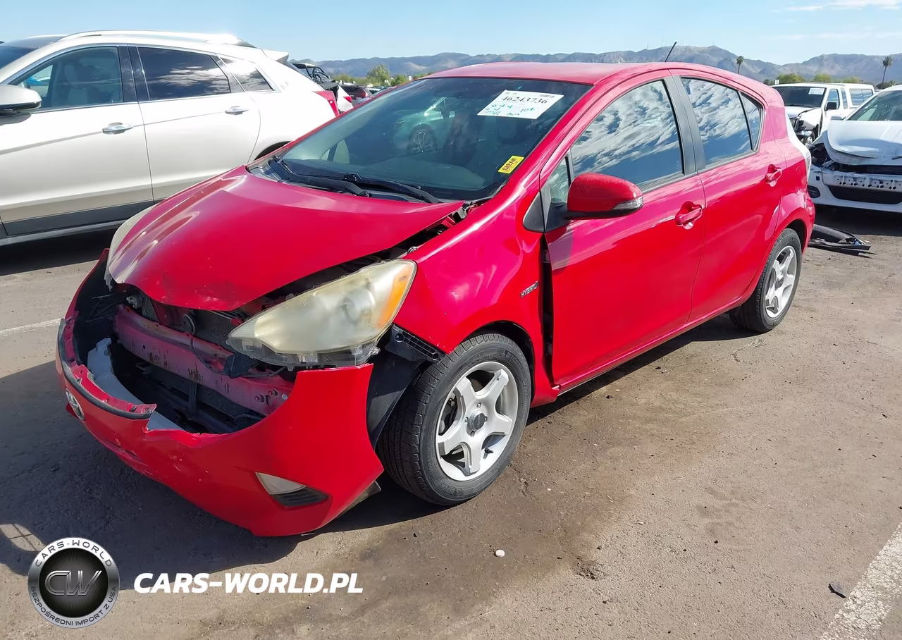 2013 Toyota Prius C One VIN:JTDKDTB35D1552972 - 2