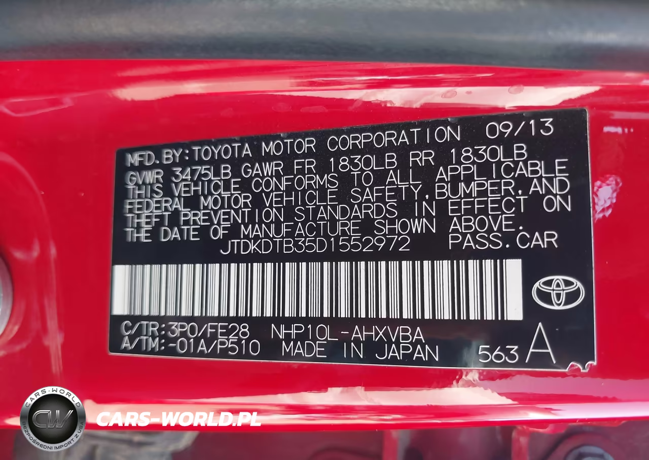 2013 Toyota Prius C One VIN:JTDKDTB35D1552972 - 9