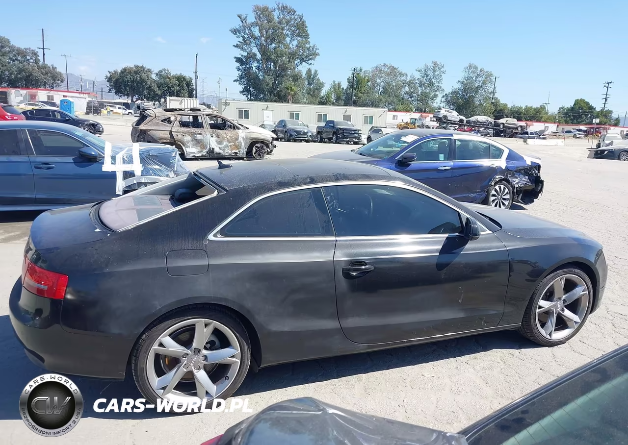 2010 Audi A5 2.0T Premium VIN:WAULFAFR9AA046345 - 13