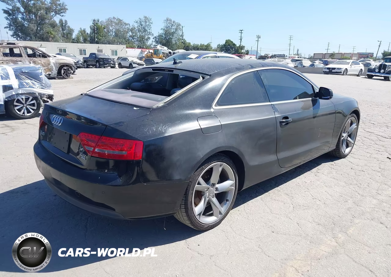 2010 Audi A5 2.0T Premium VIN:WAULFAFR9AA046345 - 4