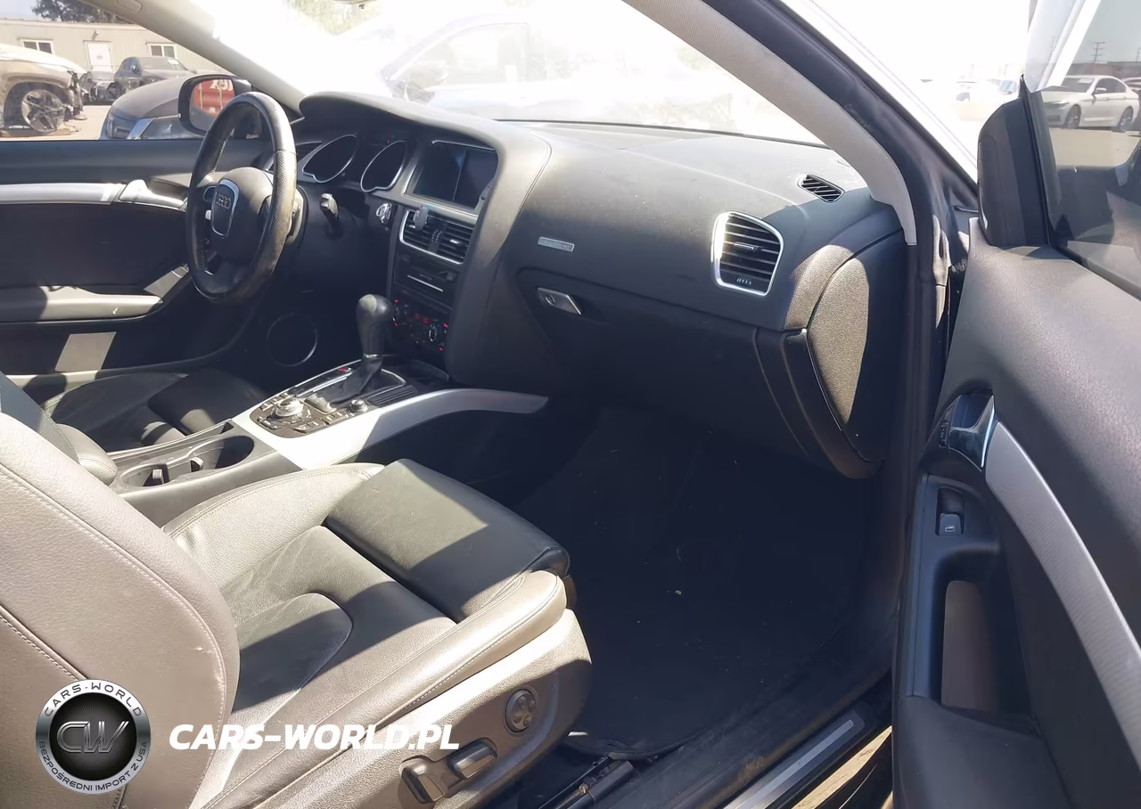 2010 Audi A5 2.0T Premium VIN:WAULFAFR9AA046345 - 5
