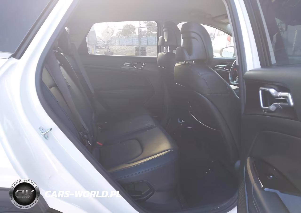 2023 Kia Sportage Hybrid Ex VIN:KNDPVCAG3P7073135 - 8