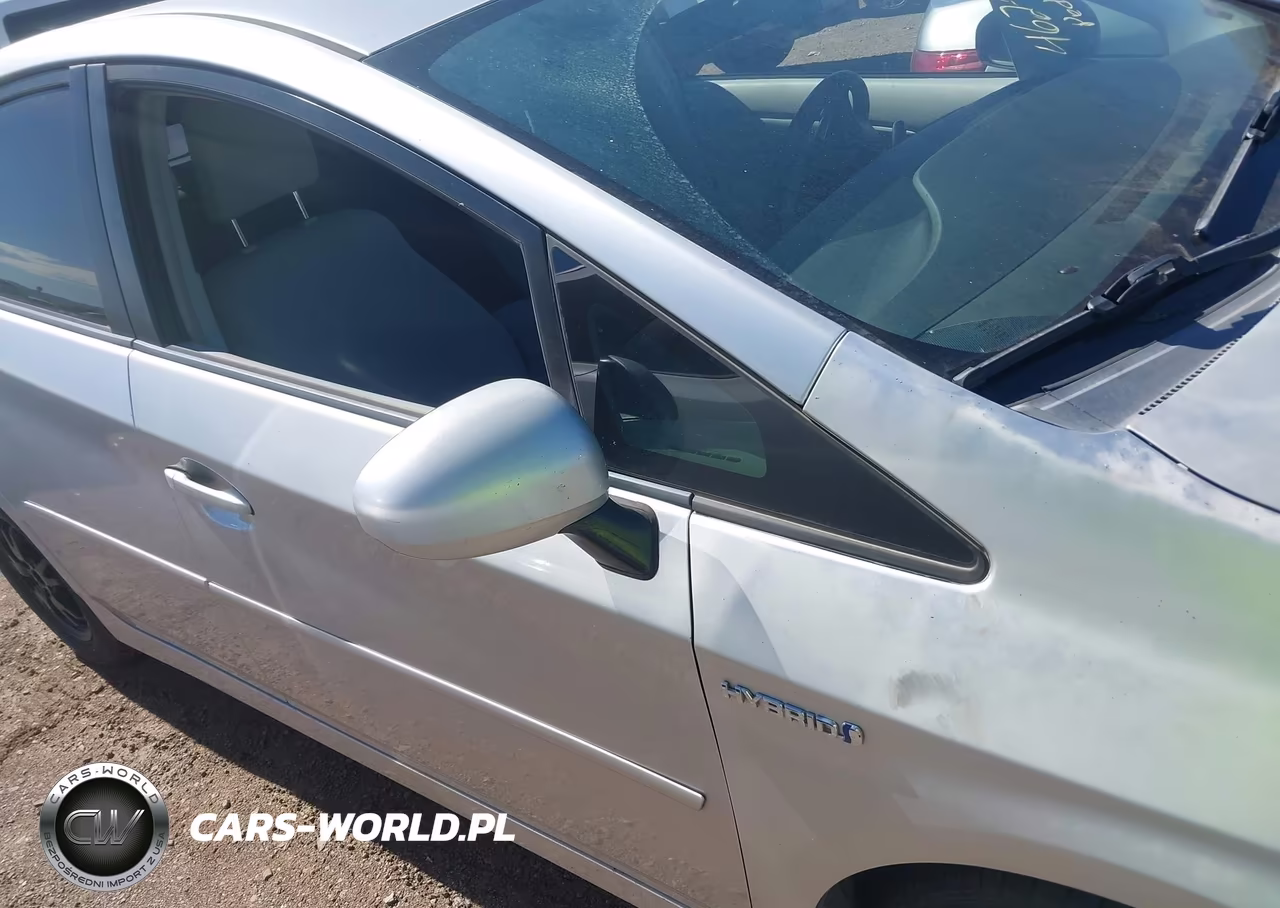 2013 Toyota Prius Three VIN:JTDKN3DU7D1645544 - 13