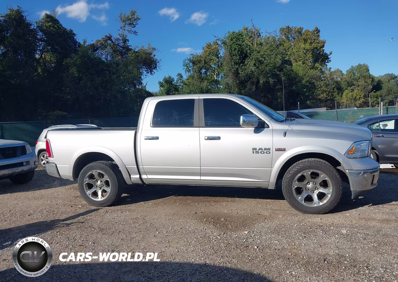 2017 Ram 1500 Laramie 4X4 5'7 Box VIN:1C6RR7NTXHS817671 - 13