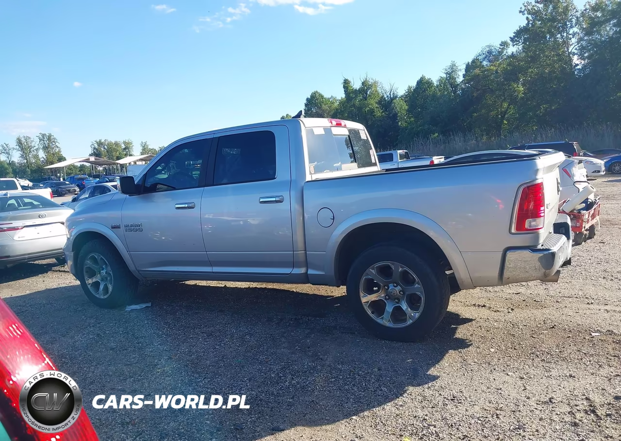 2017 Ram 1500 Laramie 4X4 5'7 Box VIN:1C6RR7NTXHS817671 - 14