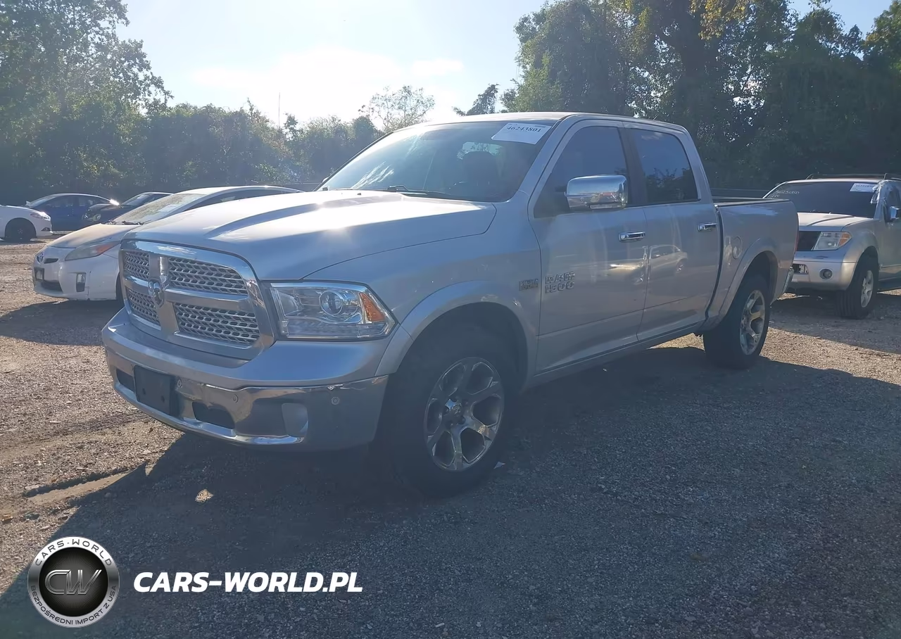 2017 Ram 1500 Laramie 4X4 5'7 Box VIN:1C6RR7NTXHS817671 - 2