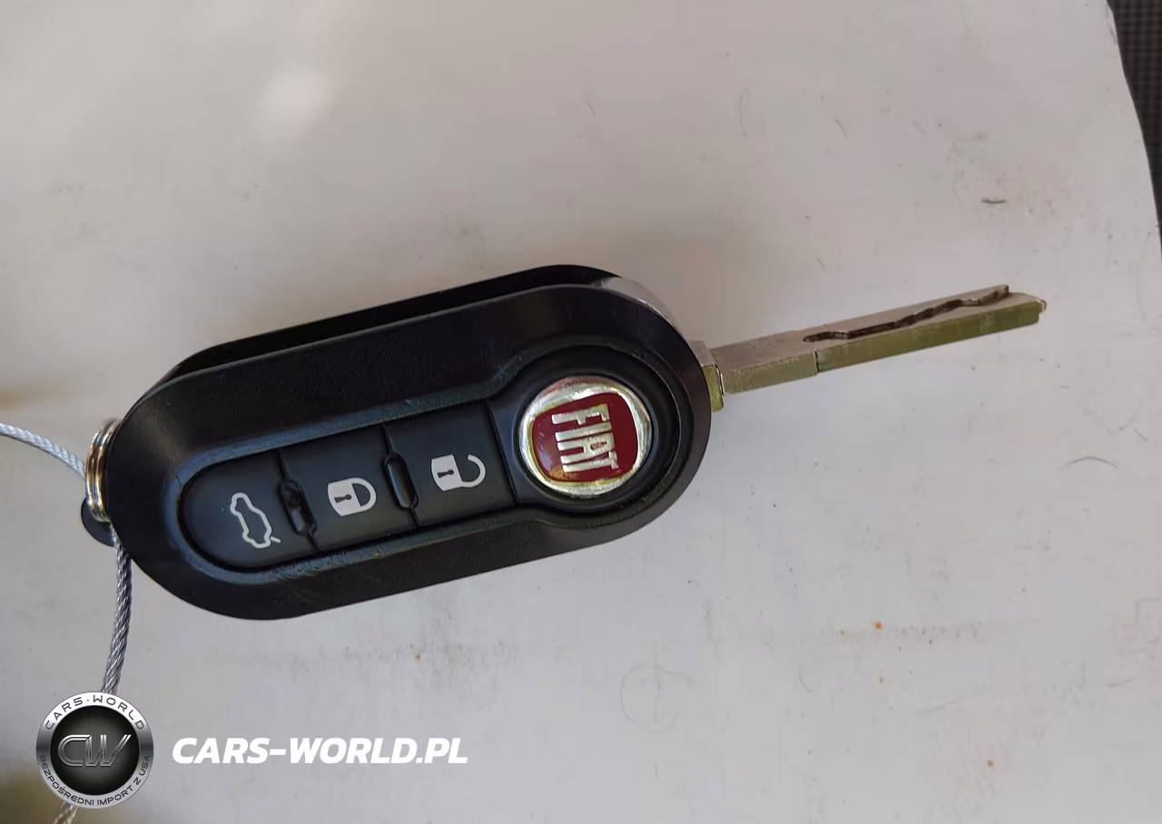2012 Fiat 500 Lounge VIN:3C3CFFCR1CT126730 - 11