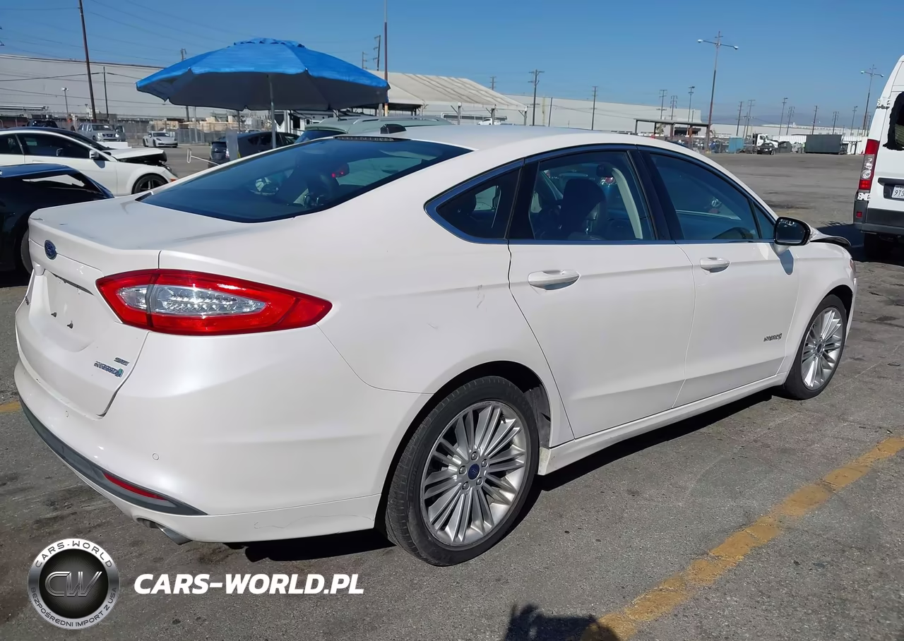 2014 Ford Fusion Hybrid Se VIN:3FA6P0LU7ER194740 - 4