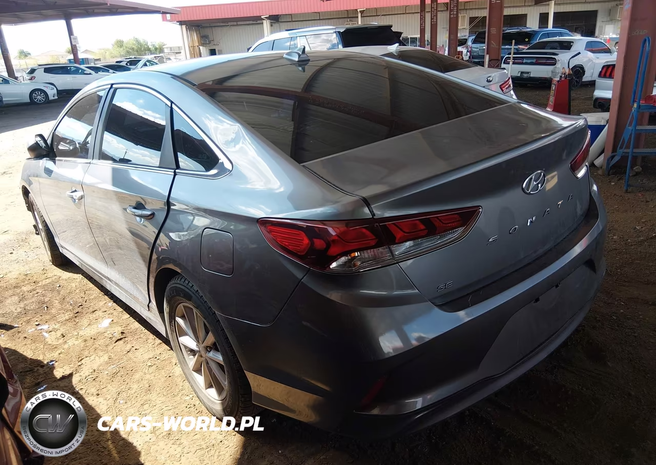 2018 Hyundai Sonata Se VIN:5NPE24AF8JH678249 - 3
