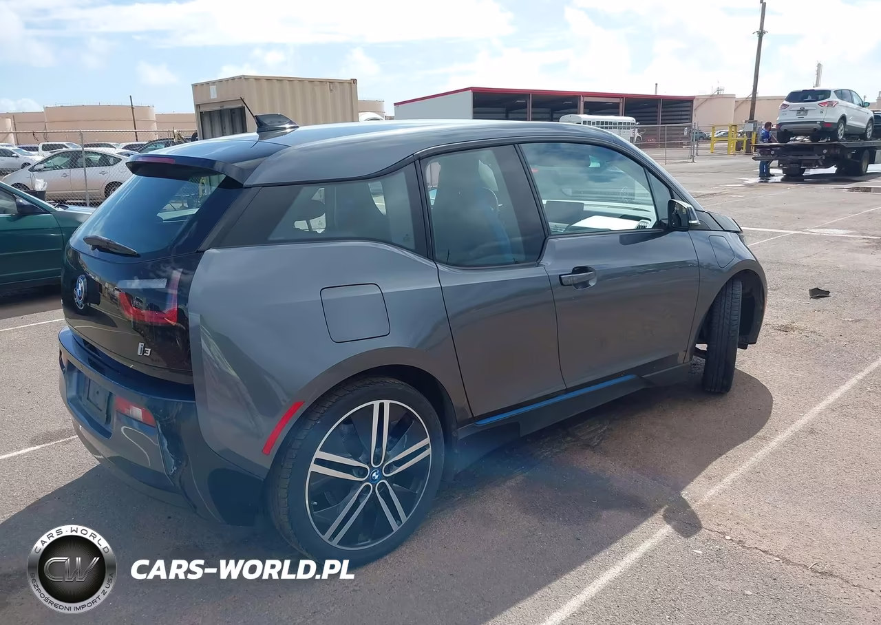 2016 BMW I3 Base W-Range Extender VIN:WBY1Z4C57GV507496 - 4